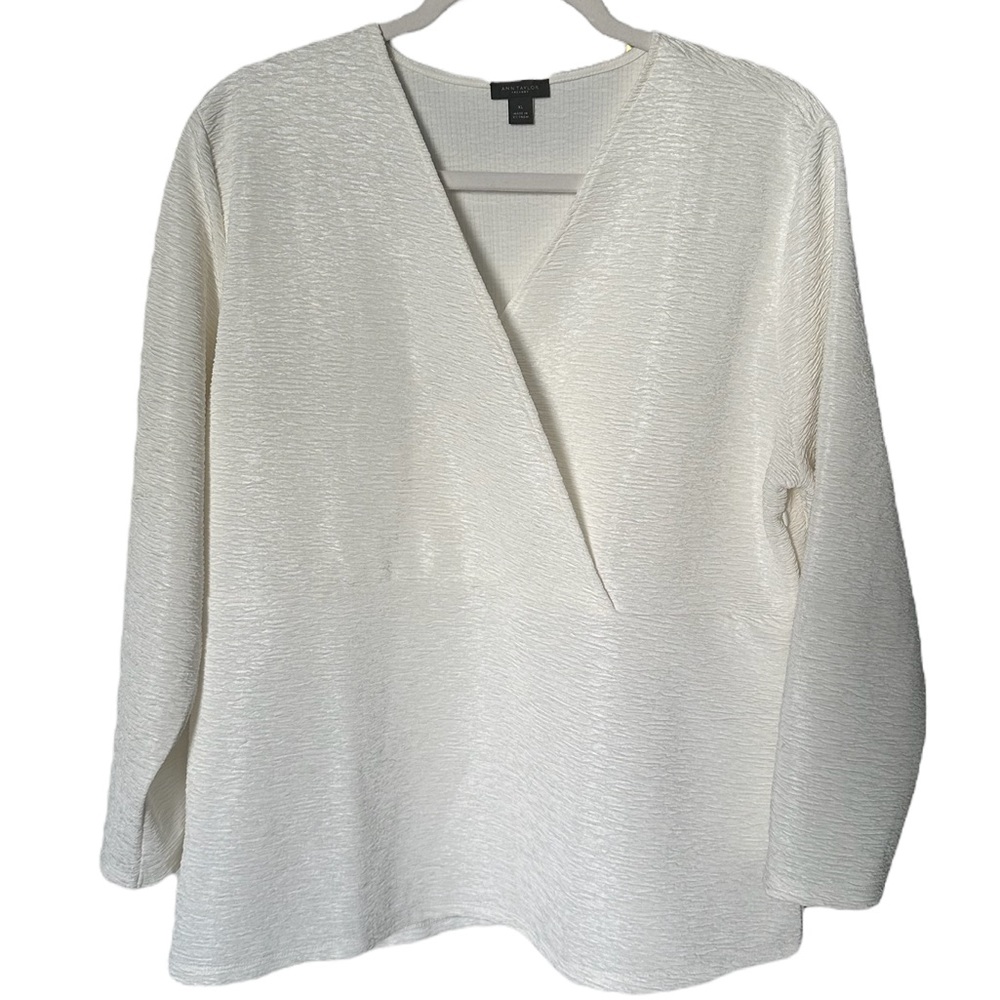 Ann Taylor Factory White Textured Blouse NWOT